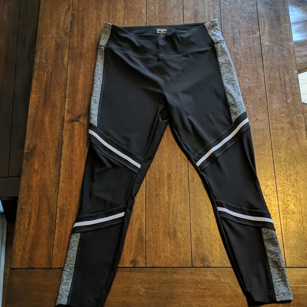Vogo athletica black and gray leggings